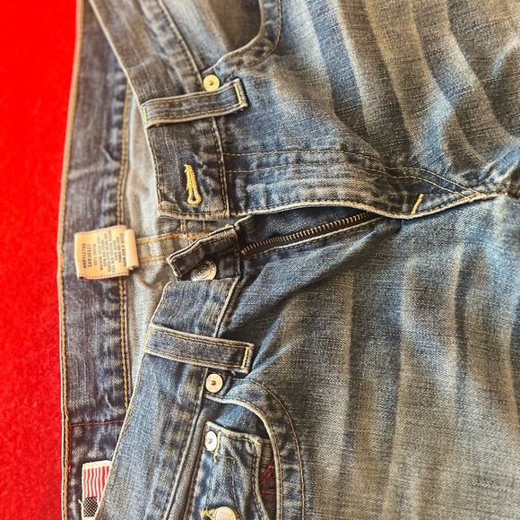 Men's Blue Jeans - Picture 4 of 5